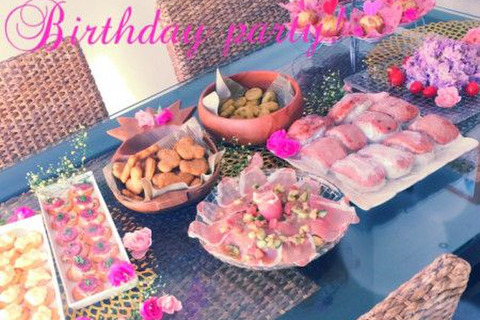 ホームパーティーアイデアのまとめ 誕生日やクリスマスにみんなでワイワイ楽しもう 暮らしニスタ